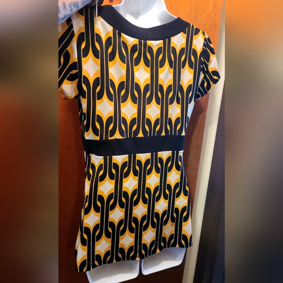 I.N.C. International Concepts Petite tunic - Picture 3 of 5